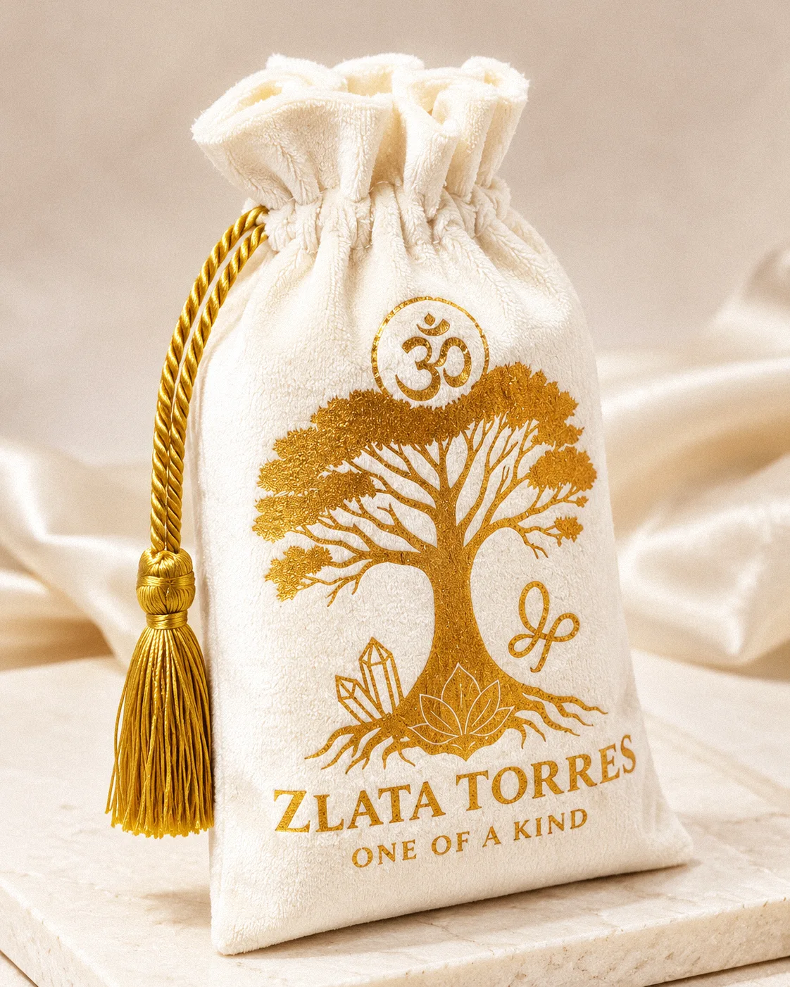Zlata Torres — pouch